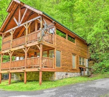 Smokey Max Cabin Villa Pigeon Forge Exterior photo